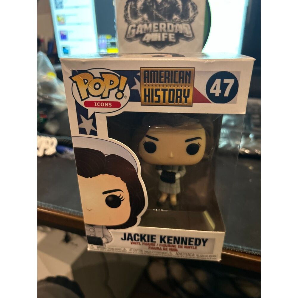 Funko Pop! Icons: American History - Jackie Kennedy # 47 Htf